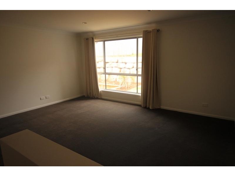 45 Liberty Crescent, Springfield Lakes QLD 4300