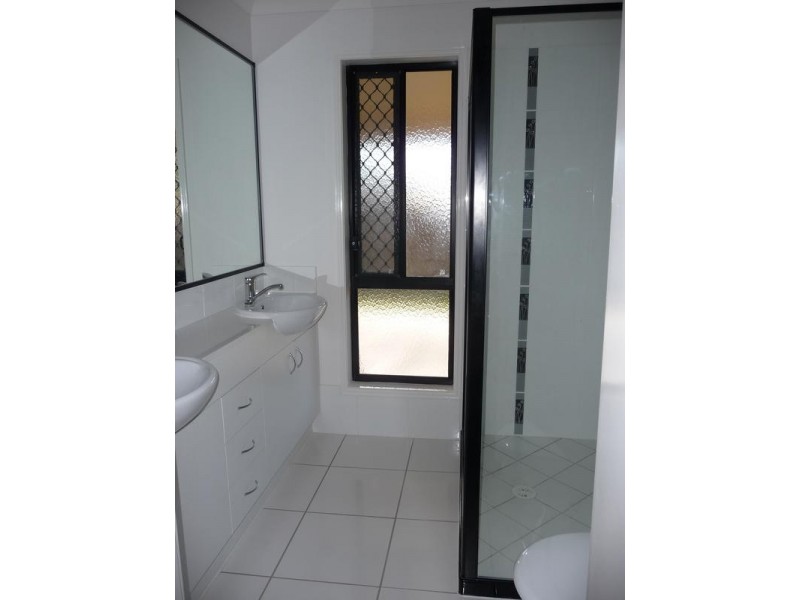 97 McCorry Drive, Collingwood Park QLD 4301