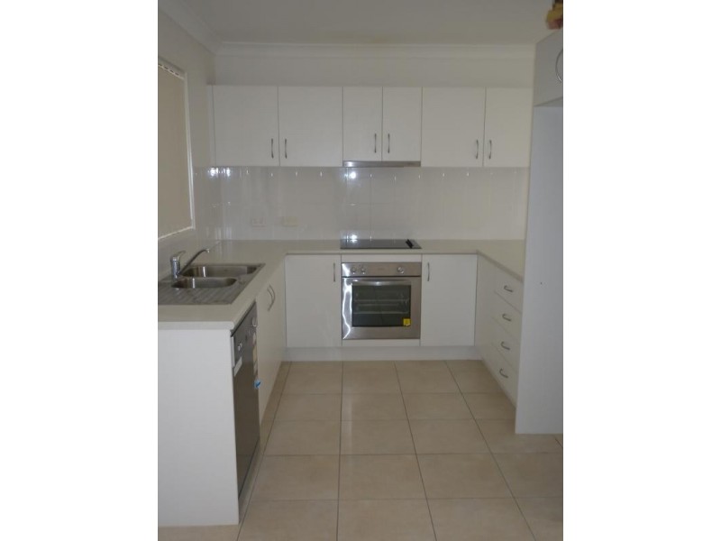 1/25 Darzee Street, Brassall QLD 4305