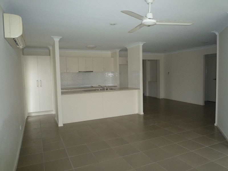 8 Explorer Street, Raceview QLD 4305