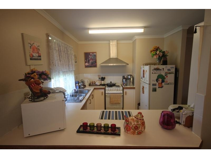2 Kate Court, Redbank Plains QLD 4301