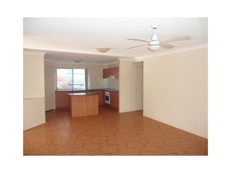 5 Booloumba Crescent, Forest Lake QLD 4078