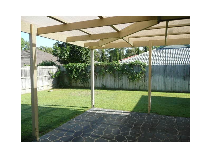 5 Booloumba Crescent, Forest Lake QLD 4078