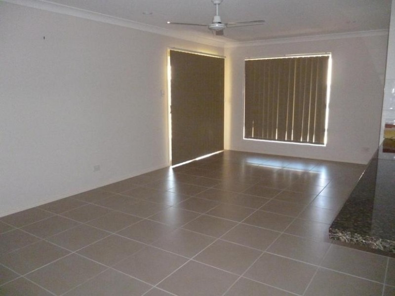 5 Epping Lane, Springfield Lakes QLD 4300