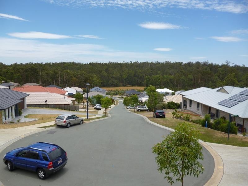 19 Driftwood Place, Springfield Lakes QLD 4300