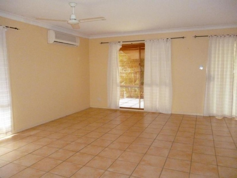 90 Collins, Collingwood Park QLD 4301