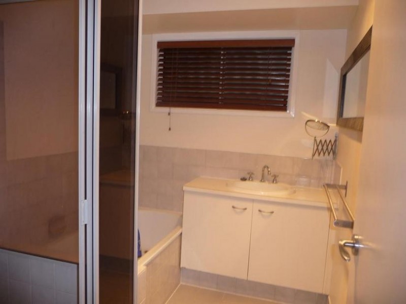 76 Lawrie Drive,, Collingwood Park QLD 4301