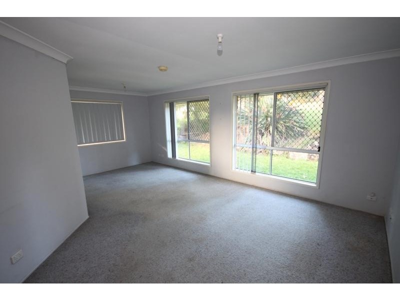 4 Chifley Court, Collingwood Park QLD 4301