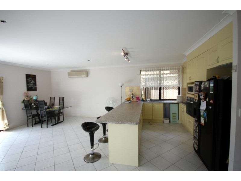 36 Viewpoint Drive, Springfield Lakes QLD 4300