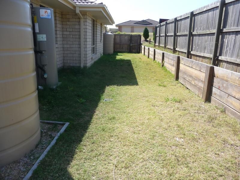 2/11 Tone Drive,, Collingwood Park QLD 4301