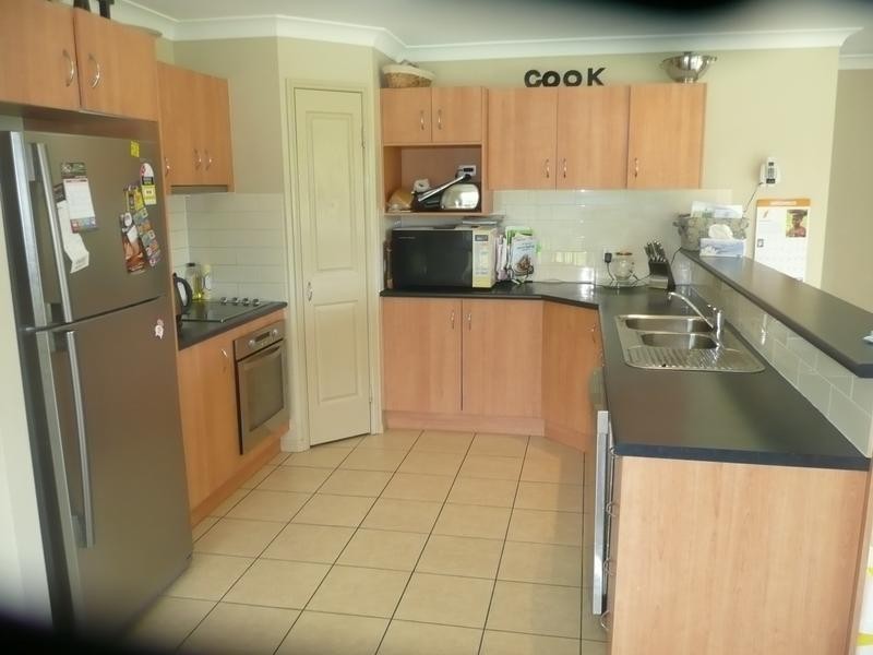 10 Foundation Street, Collingwood Park QLD 4301