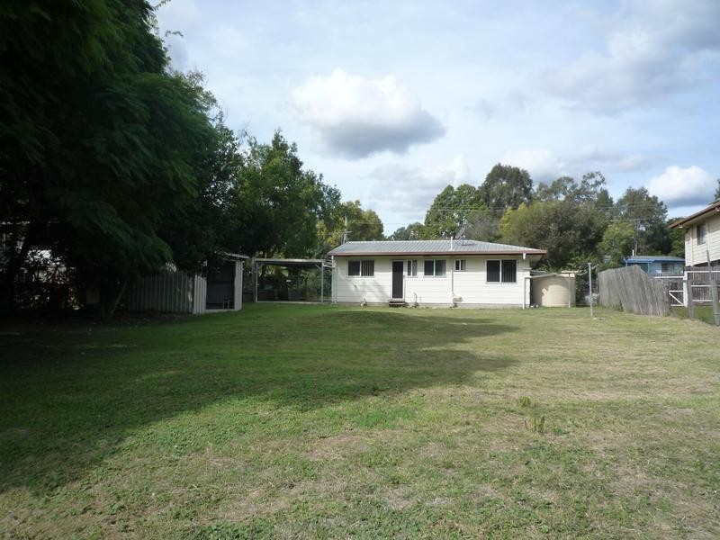 10 Tindle Street, Redbank Plains QLD 4301