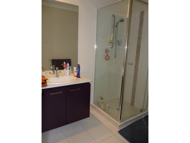 11 Riverside Crescent, Springfield Lakes QLD 4300