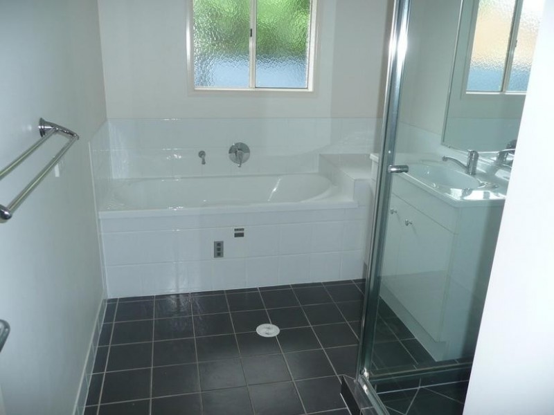 80 Collingwood Drive, Collingwood Park QLD 4301