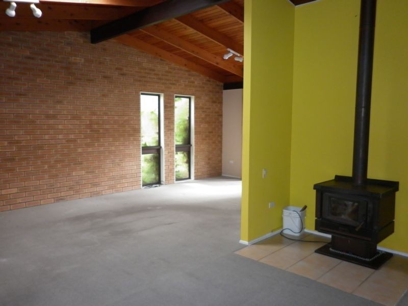 6 Dale Road, Camira QLD 4300