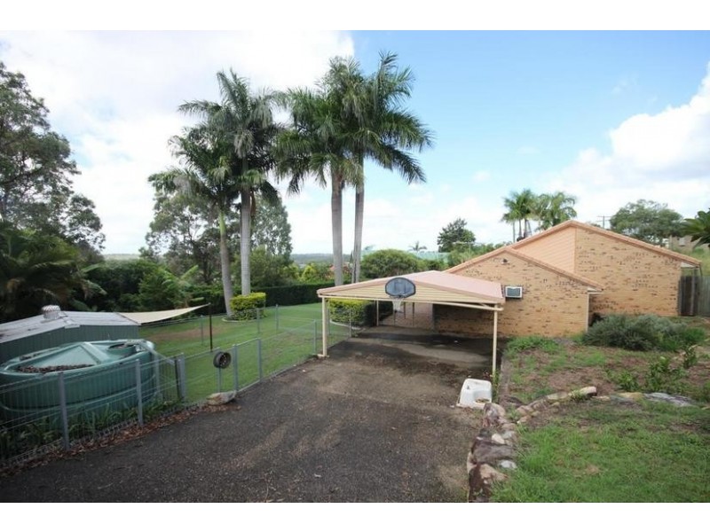 5 Warburton Court, Collingwood Park QLD 4301