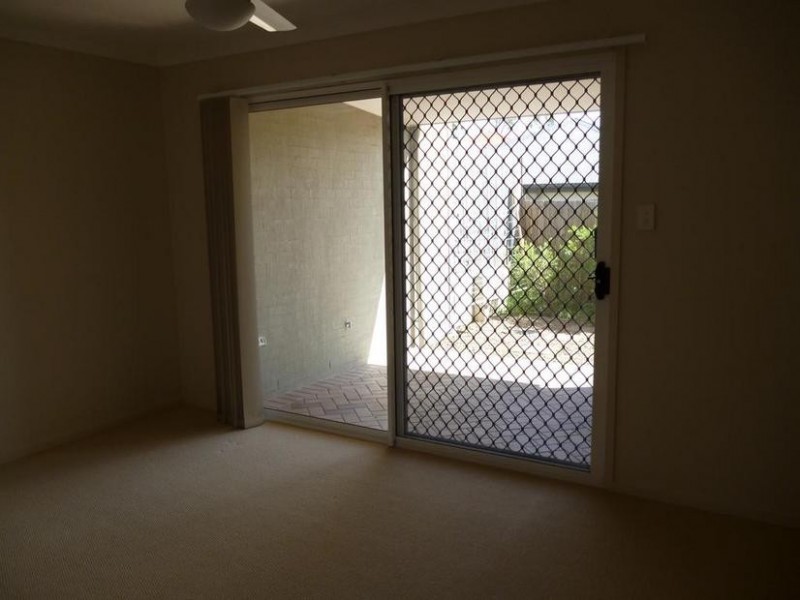 11 Riverside Crescent, Springfield Lakes QLD 4300