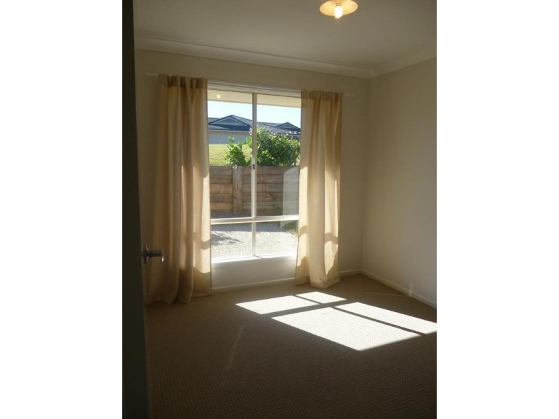 2/11 Tone Drive, Collingwood Park QLD 4301