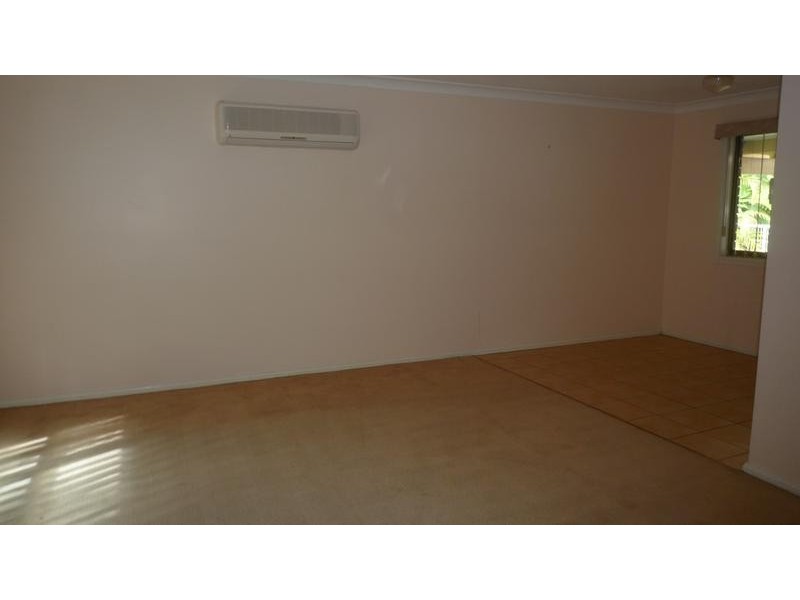 2 Manning Ct, Collingwood Park QLD 4301