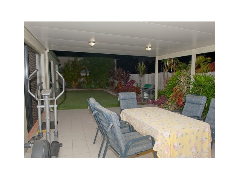 35 Viewpoint Drive, Springfield Lakes QLD 4300
