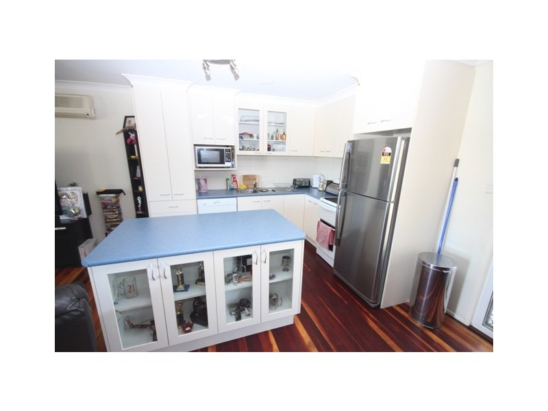1 Walden Street, Redbank Plains QLD 4301
