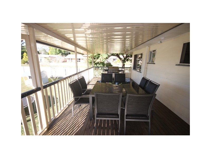 1 Walden Street, Redbank Plains QLD 4301