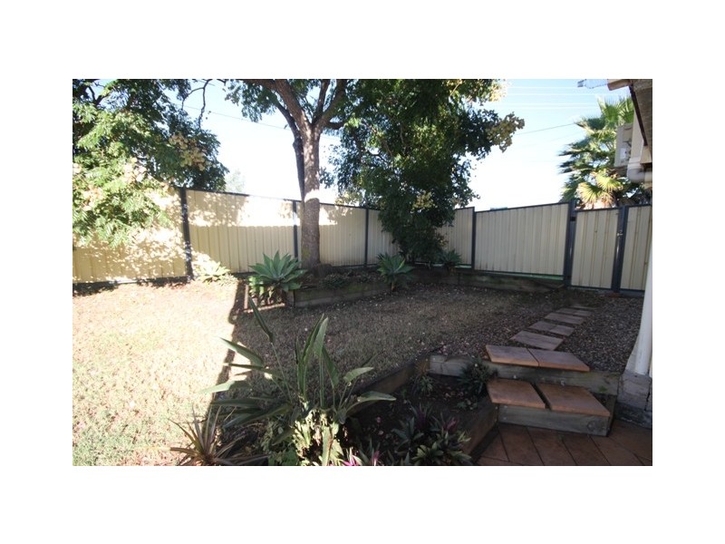 1 Walden Street, Redbank Plains QLD 4301