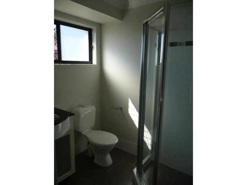 11 Isabella Street, Collingwood Park QLD 4301