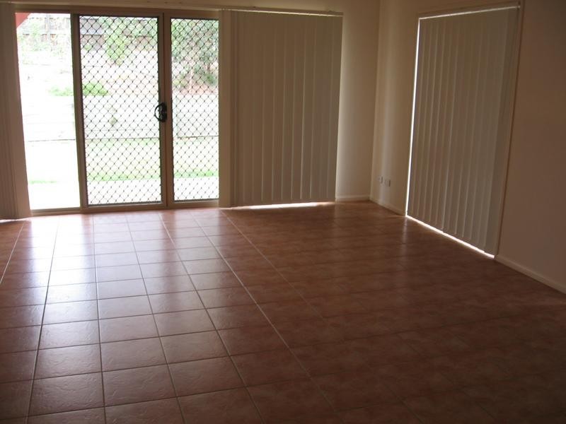 25 Starr Street, Forest Lake QLD 4078