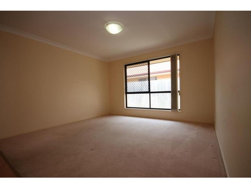15 Eden Crescent, Springfield Lakes QLD 4300