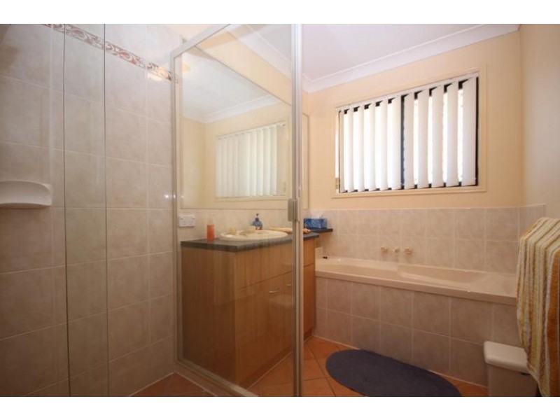 15 Eden Crescent, Springfield Lakes QLD 4300