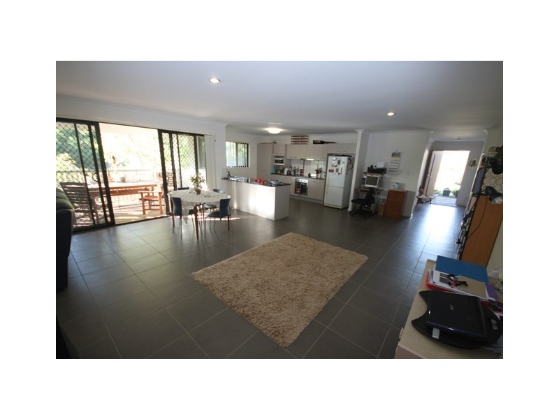11 Mist Lane, Springfield Lakes QLD 4300