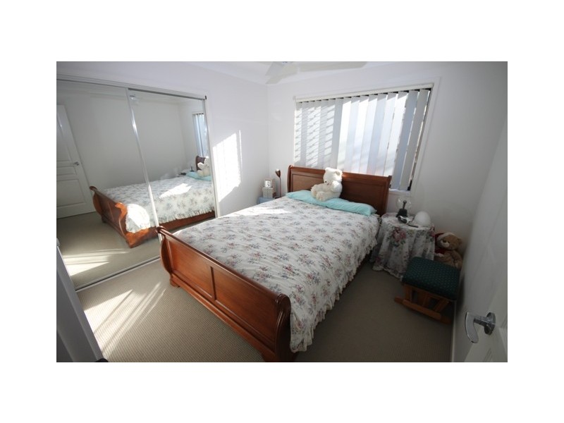 11 Mist Lane, Springfield Lakes QLD 4300