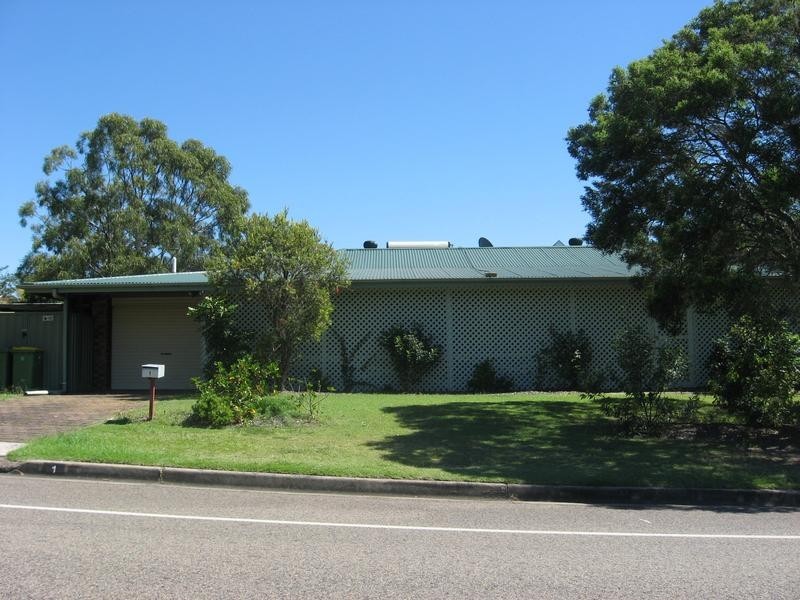 1 Burrel Street, Collingwood Park QLD 4301