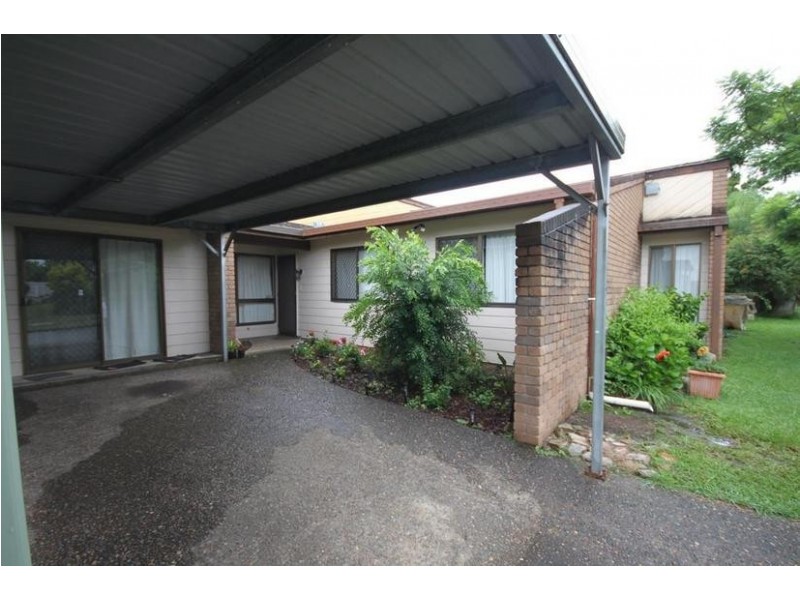 2 Reerden Street, Collingwood Park QLD 4301
