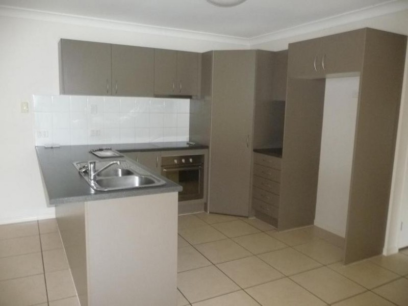 9 Sands Court, Collingwood Park QLD 4301