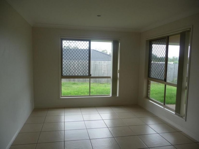 9 Sands Court, Collingwood Park QLD 4301