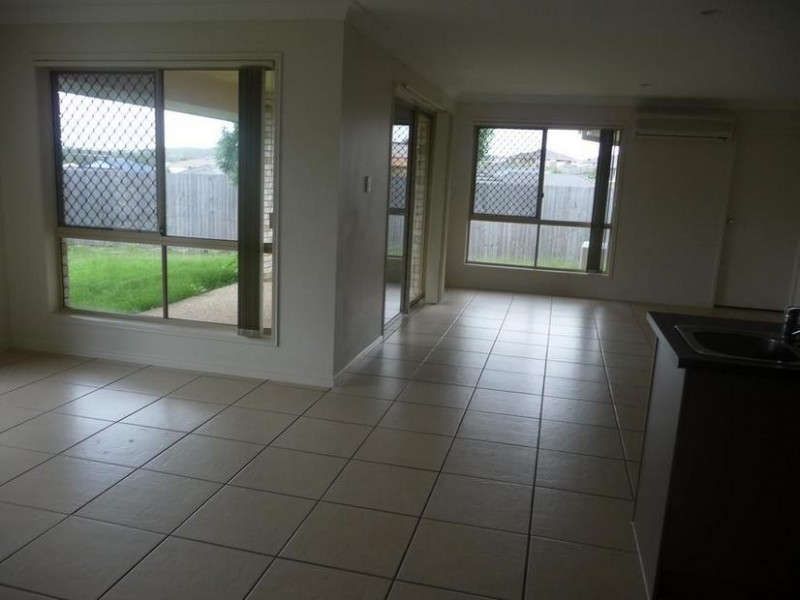 9 Sands Court, Collingwood Park QLD 4301