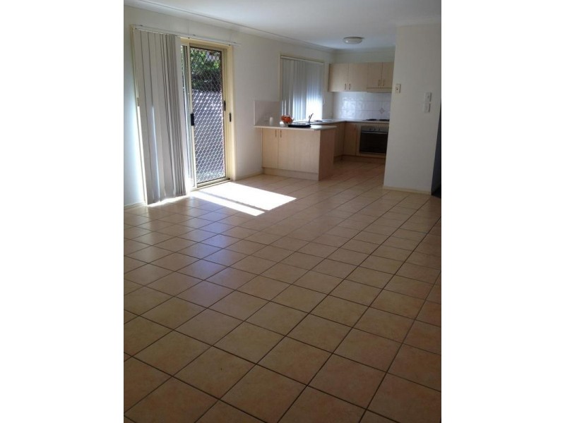5 Azure Street, Goodna QLD 4300