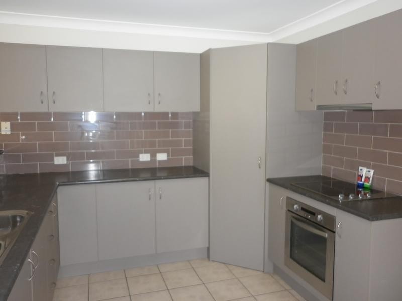 8 Foreman Court,, Collingwood Park QLD 4301