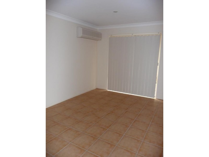 1/29 Cheihk Crescent, Collingwood Park QLD 4301