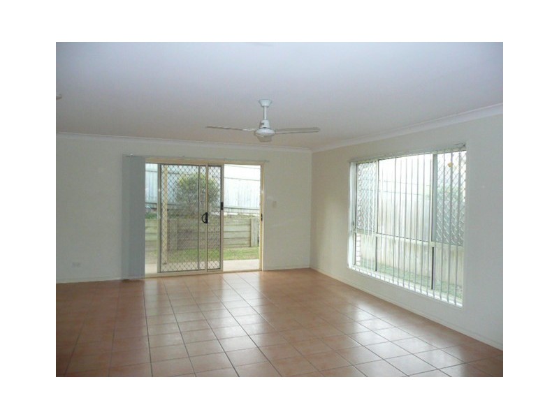 86 James Josey Avenue, Springfield Lakes QLD 4300