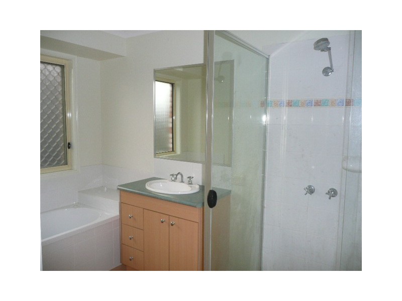 86 James Josey Avenue, Springfield Lakes QLD 4300