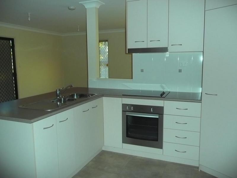 5/45a Law Street, Redbank QLD 4301