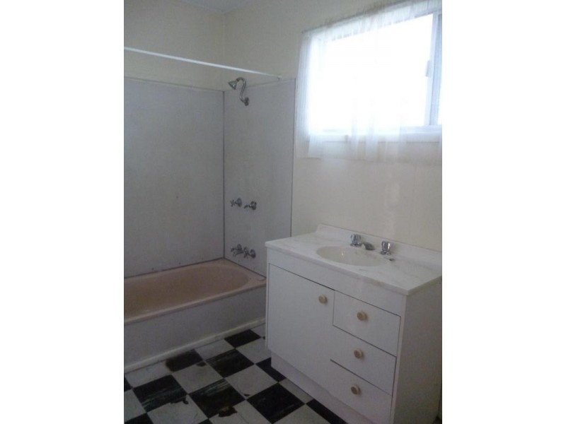 35 Frawley Drive, Redbank Plains QLD 4301
