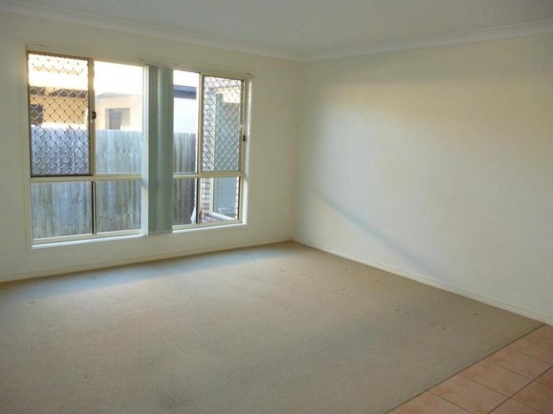 86 James Josey Avenue, Springfield Lakes QLD 4300