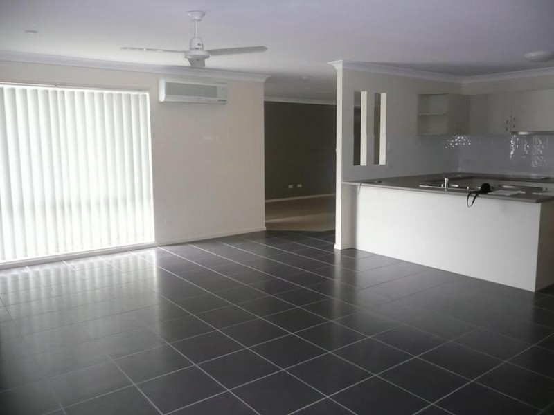 18 Oprah Court, Brassall QLD 4305