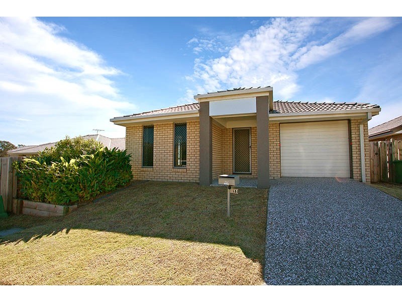 11 Scott Way, Redbank Plains QLD 4301