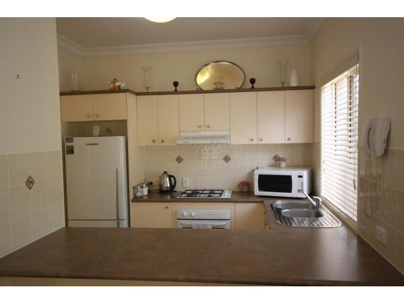 2 Eden Crescent, Springfield Lakes QLD 4300