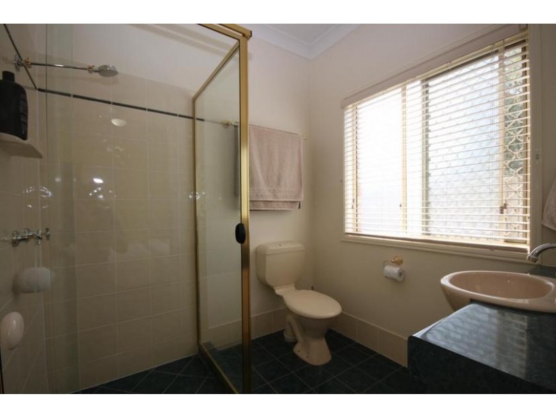 2 Eden Crescent, Springfield Lakes QLD 4300
